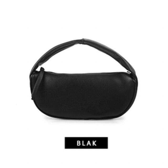 ワンハンドル ムーンバッグ ショルダーバッグ black 韓国通販 プチプラ 黒 レディースのバッグ(ハンドバッグ)の商品写真