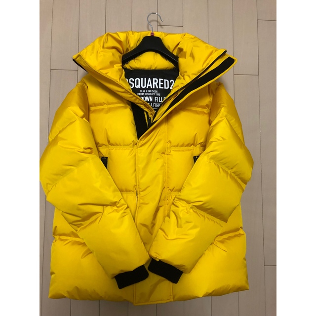 ディースクエアード ジャケット＆ブルゾン Down jackets Yellow