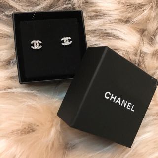 シャネル(CHANEL)のCHANEL CCマークシルバーピアス(新品)(ピアス)