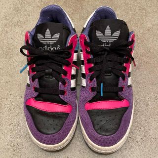 アディダス(adidas)のadidas スニーカー(スニーカー)