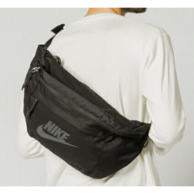 NIKE(ナイキ)の【 10L 】★ NIKE ★テック ヒップ パック ウエストポーチ ナイキ メンズのバッグ(ボディーバッグ)の商品写真