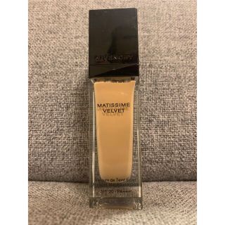 ジバンシィ(GIVENCHY)のGIVENCHY マティシム ベルベッド フルイド 05(ファンデーション)