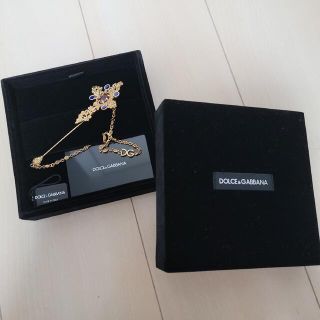 ドルチェアンドガッバーナ(DOLCE&GABBANA)のDOLCE&GABBANA　ピンブローチ　美品　ドルガバ　クロス　ゴールド(ブローチ/コサージュ)