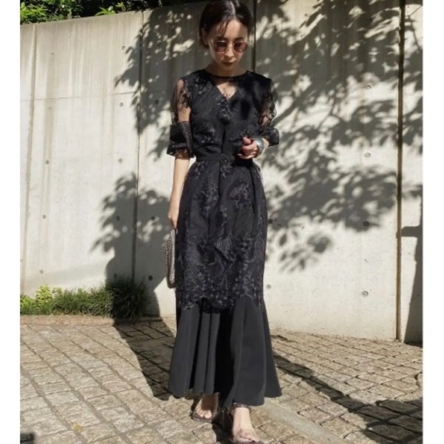 Ameri VINTAGE(アメリヴィンテージ)の最終値下げ　AMERI 3WAY LAYERED LACE DRESS Mサイズ レディースのフォーマル/ドレス(ロングドレス)の商品写真