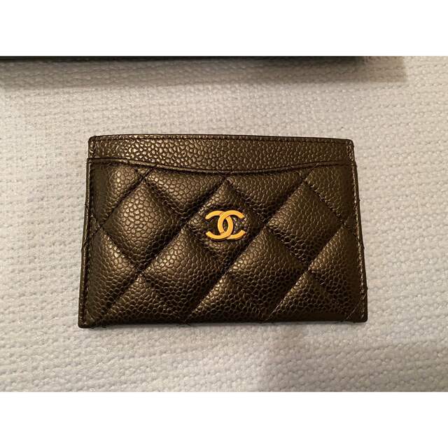 CHANEL カードケース　黒キャビア✖️ゴールドレディース