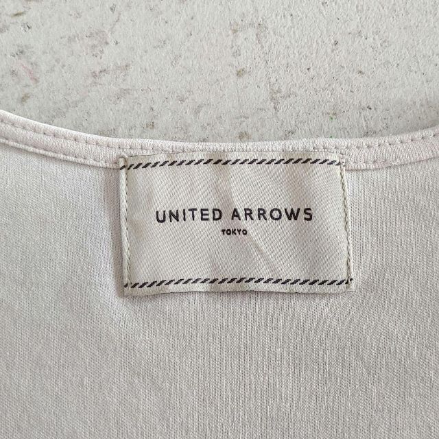 UNITED ARROWS(ユナイテッドアローズ)のユナイテッドアローズ　レディース　ノースリーブ　カットソー レディースのトップス(Tシャツ(半袖/袖なし))の商品写真