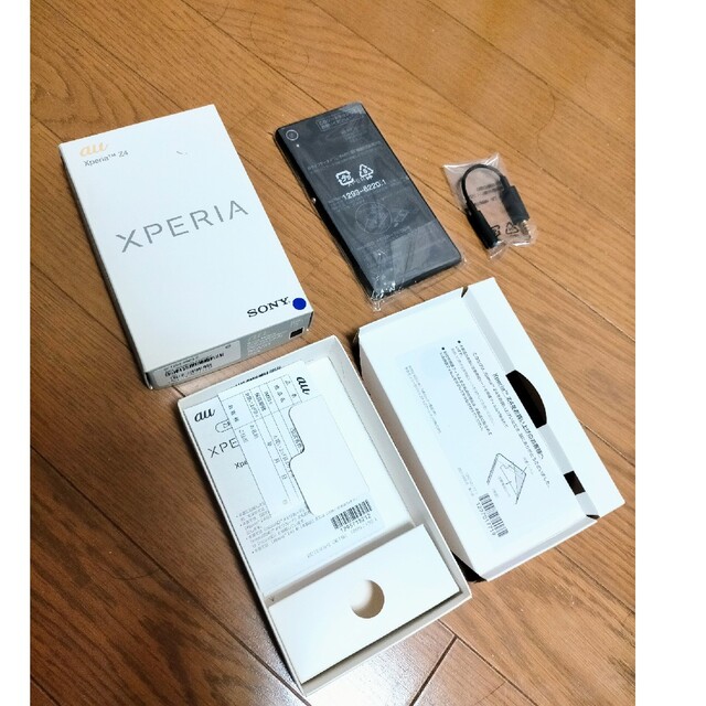 新品未使用/Black】Xperia Z4 au - スマートフォン本体