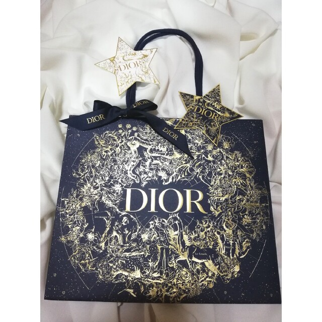 Dior - DIOR☆クリスマス限定【新品】リボン付ショッパー Dior - DIOR☆クリスマス限定【新品】リボン付ショッパー
