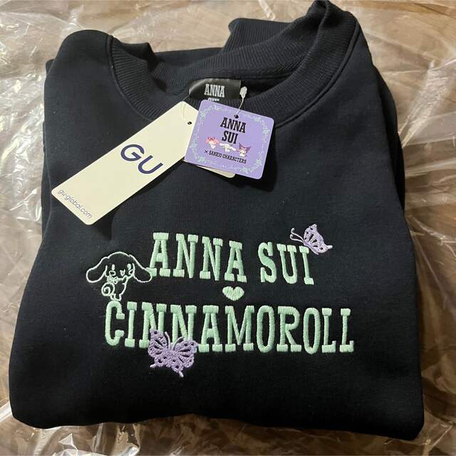 ANNA SUI(アナスイ)のスウェットプルオーバー　サンリオ×ANNA SUI  シナモロール GU レディースのトップス(トレーナー/スウェット)の商品写真