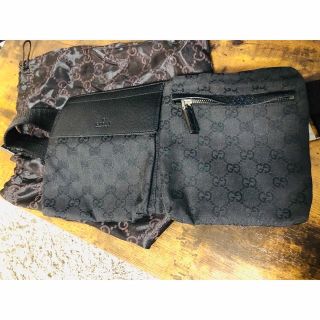 グッチ(Gucci)のGUCCI ボディバッグ(ボディーバッグ)