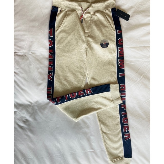 TOMMY HILFIGER(トミーヒルフィガー)のスウェット パンツトミー TOMMY サイド ロゴ日本未入荷 US/XS メンズのパンツ(その他)の商品写真