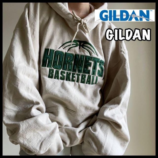 GILDAN(ギルタン)の激レア NBA ホーネッツ パーカー 極太アーム オーバーサイズ デカロゴ 刺繍 メンズのトップス(パーカー)の商品写真