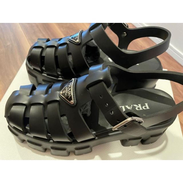 プラダ PRADA フォームラバーサンダル 38 | incalake.com