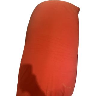 yogibo MAX レッド？オレンジ？中古品(ビーズソファ/クッションソファ)