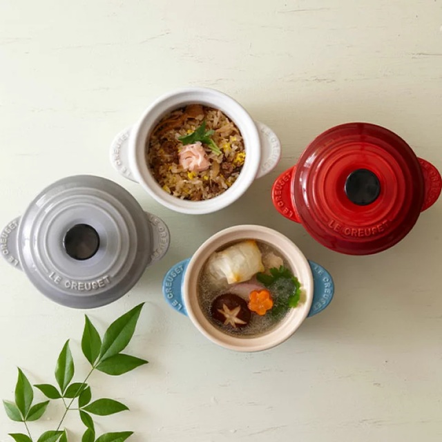 LE CREUSET(ルクルーゼ)の【新品未使用】ル・クルーゼ ミニココット　エブリィ　ミストグレー インテリア/住まい/日用品のキッチン/食器(食器)の商品写真