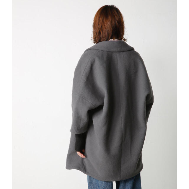 moussy(マウジー)のmoussy  COCOON SILHOUETTE コート レディースのジャケット/アウター(ロングコート)の商品写真