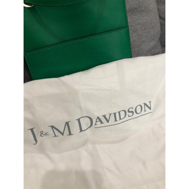 J&M DAVIDSON(ジェイアンドエムデヴィッドソン)の未使用j&m davidson ジェイ＆エム デヴィッドソン 2×4 レディースのバッグ(ハンドバッグ)の商品写真