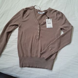 ザラ(ZARA)のZARA　新品未使用　カットソー(カットソー(長袖/七分))