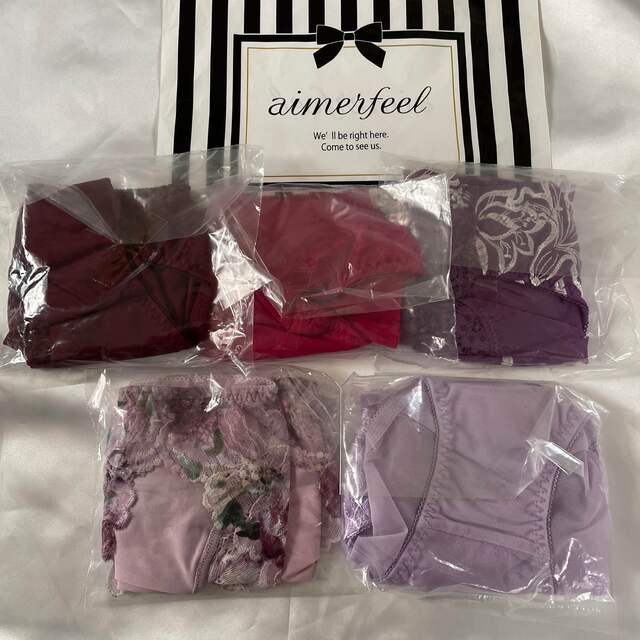 aimer feel(エメフィール)の新品未使用❤️エメフィール❤️ショーツ　5枚セット　まとめ売り　紫　ピンク　レア レディースの下着/アンダーウェア(ショーツ)の商品写真