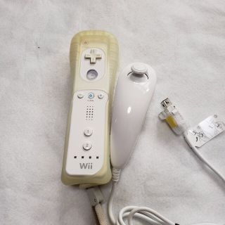 ウィー(Wii)のNintendo Wii コントローラー　ヌンチャクセット(その他)