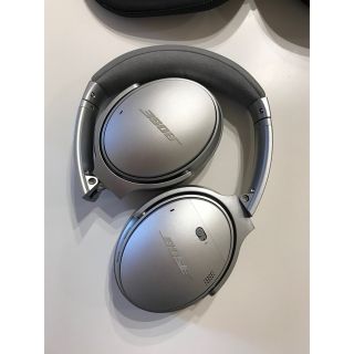 ボーズ(BOSE)の【あかはや様専用】BOSE QUIETCOMFORT 35 II SILVER (ヘッドフォン/イヤフォン)