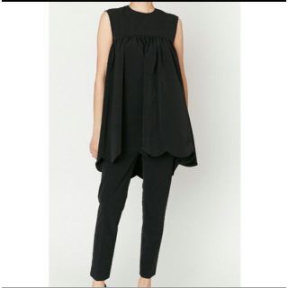 BARNEYS NEW YORK - 未使用タグ付きYOKO CHAN ヨーコチャン スカラップノースリーブブラウス