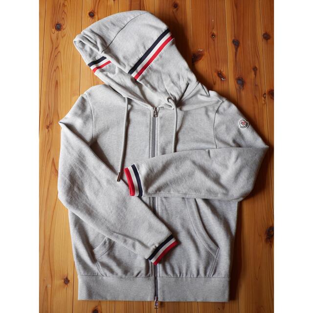 MONCLER モンクレール パーカー トリコロール フーディ Lサイズ pipsd MONCLER モンクレール パーカー トリコロール フーディ Lサイズ pipsd