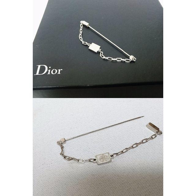 Dior(ディオール)の正規新古 激レア ディオールオム CDR ロゴチェーンブローチ 銀 付属有 兼用 メンズのアクセサリー(その他)の商品写真