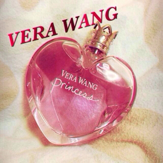 ヴェラウォン 香水の通販 32点 | Vera Wangのコスメ/美容を買うならラクマ