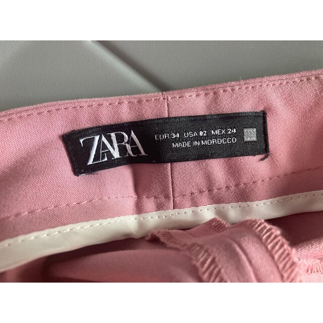ZARA(ザラ)のZARA ピンクパンツ レディースのパンツ(カジュアルパンツ)の商品写真