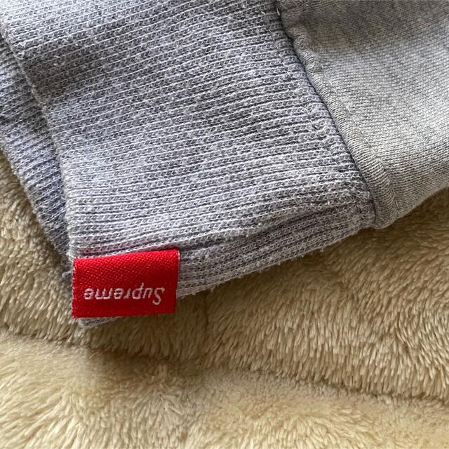 Supreme(シュプリーム)のsupreme トレーナー レディースのトップス(パーカー)の商品写真