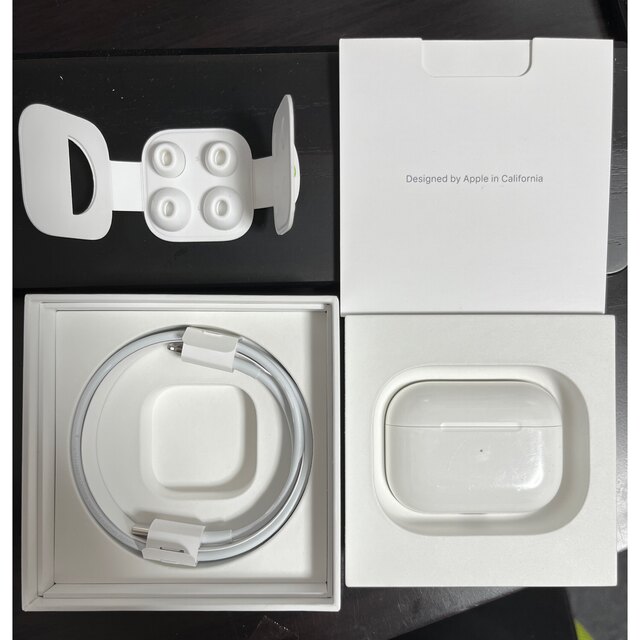 Apple(アップル)のAPPLE AirPods Pro ノイズキャンセリング付完全ワイヤレスイヤホン スマホ/家電/カメラのオーディオ機器(ヘッドフォン/イヤフォン)の商品写真