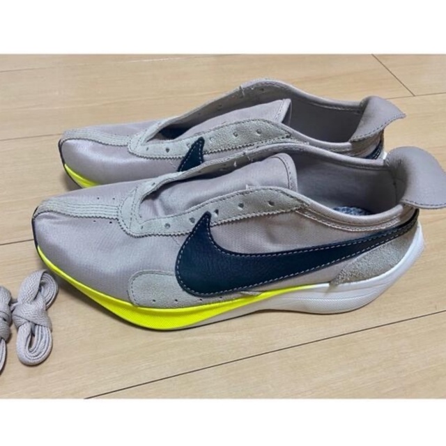 海外限定カラー Nike Moon Racer ムーンレーサー