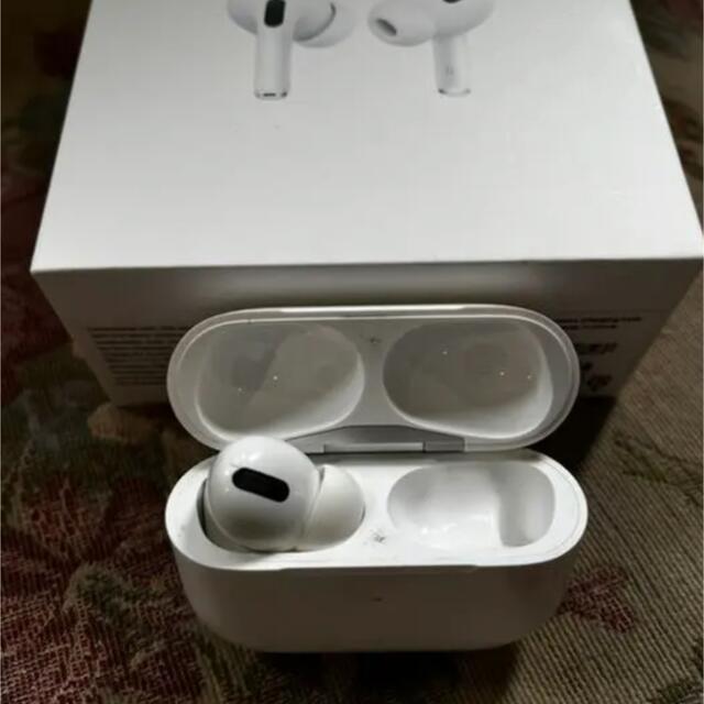 Apple AirPods Pro MWP22J/A 本体、箱、コード、片耳のみ スマホ/家電/カメラのオーディオ機器(ヘッドフォン/イヤフォン)の商品写真