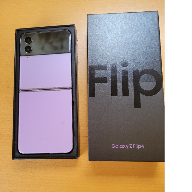 Galaxy Z Flip4 スマホ/家電/カメラのスマホアクセサリー(その他)の商品写真