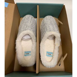 トムズ(TOMS)のTOMS  SAGE  White Cozy Sweater Knit (スリッポン/モカシン)