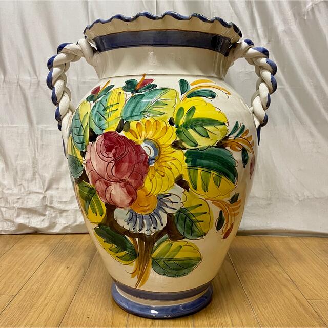 色鮮やかな大きめの花瓶　 フラワーベース