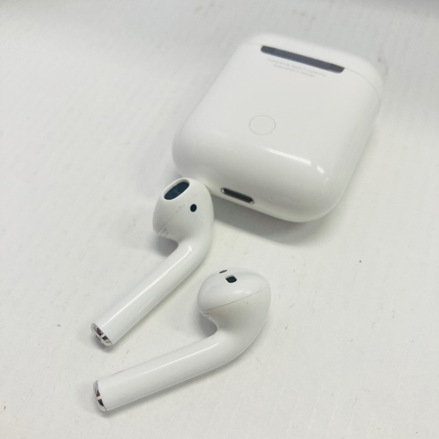 Apple アップル AirPods 第2 MV7N2J/A 第二世代 商品の状態 大割引