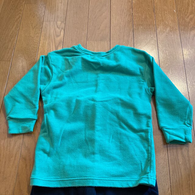 UNIQLO(ユニクロ)のトミカ　ユニクロ　パジャマ キッズ/ベビー/マタニティのキッズ服男の子用(90cm~)(パジャマ)の商品写真