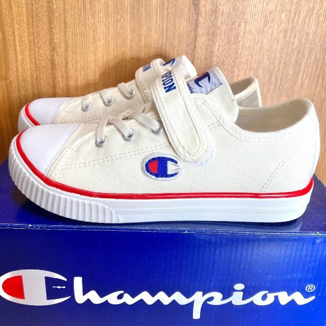 Champion(チャンピオン)の【新品タグ付き】Champion 子供靴 キッズスニーカー　19センチ キッズ/ベビー/マタニティのキッズ靴/シューズ(15cm~)(スニーカー)の商品写真