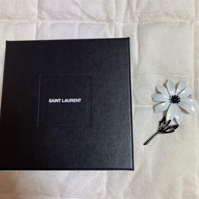 Saint Laurent(サンローラン)のsaint laurent paris サンローラン　ブローチ　ピン メンズのアクセサリー(その他)の商品写真