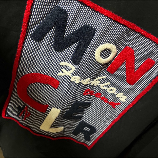 MONCLER(モンクレール)のモンクレール 長袖 Tシャツ メンズのトップス(Tシャツ/カットソー(七分/長袖))の商品写真