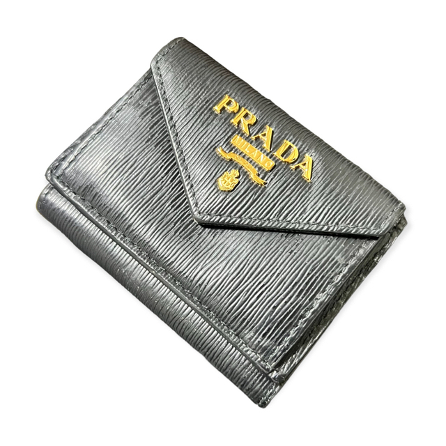 PRADA - プラダ PRADA 三つ折り財布 コンパクト ウォレット ブラックの