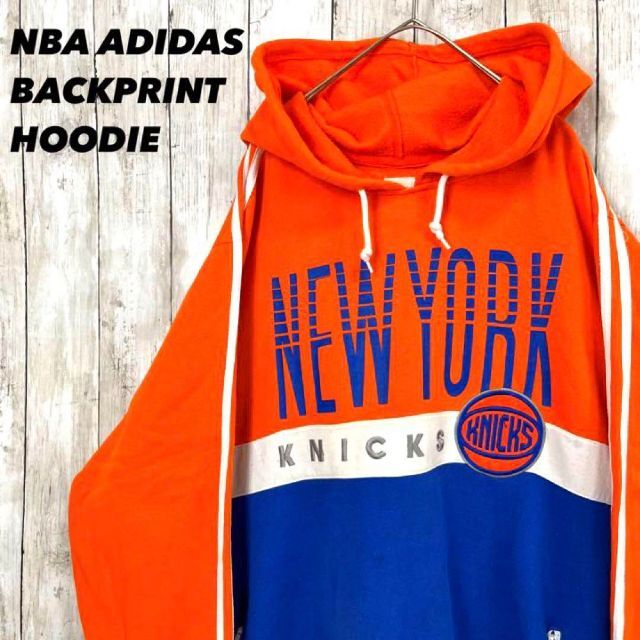 トップスNBA ADIDAS ニューヨークニックスゆるだぼプリント刺繍スウェットパーカー