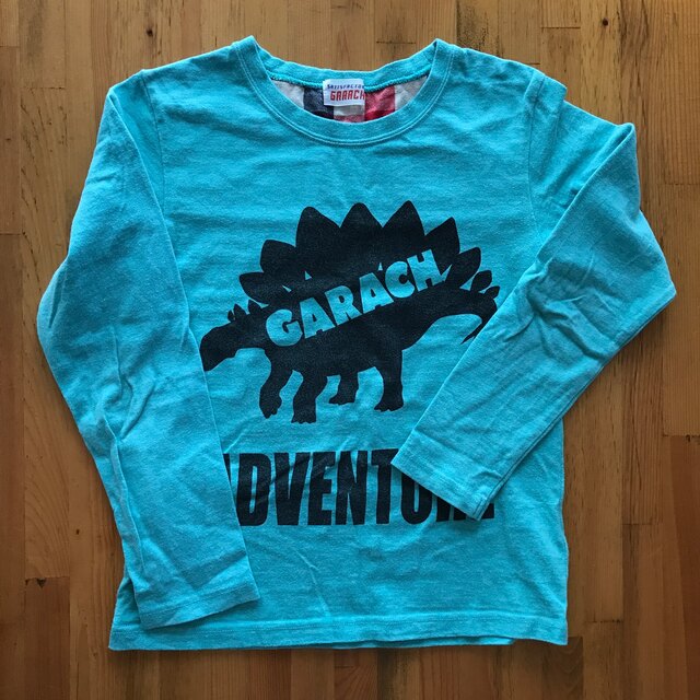 GARACH  キッズロンＴ🦖130cm キッズ/ベビー/マタニティのキッズ服男の子用(90cm~)(Tシャツ/カットソー)の商品写真