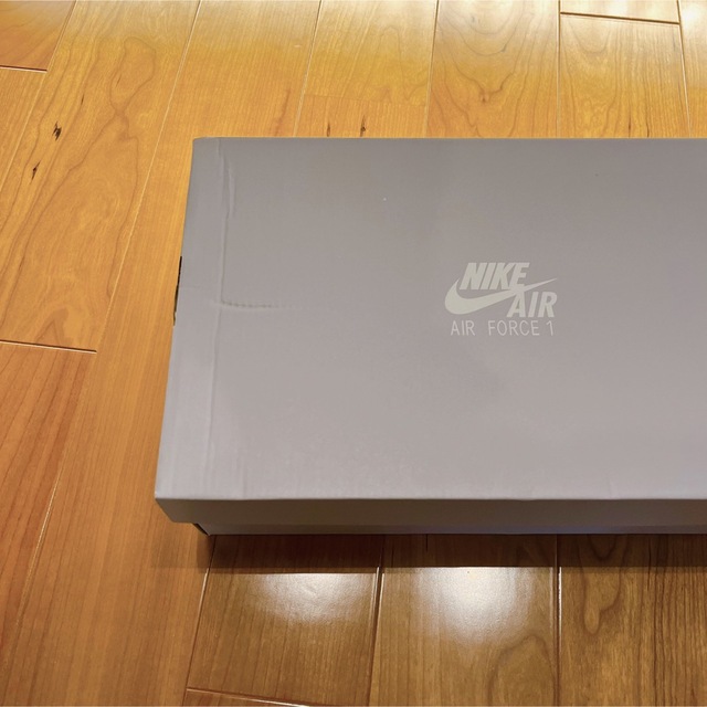 NIKE(ナイキ)のエア フォース 1 '07 カーキ ブラウン DR9867-100 24.5cm レディースの靴/シューズ(スニーカー)の商品写真