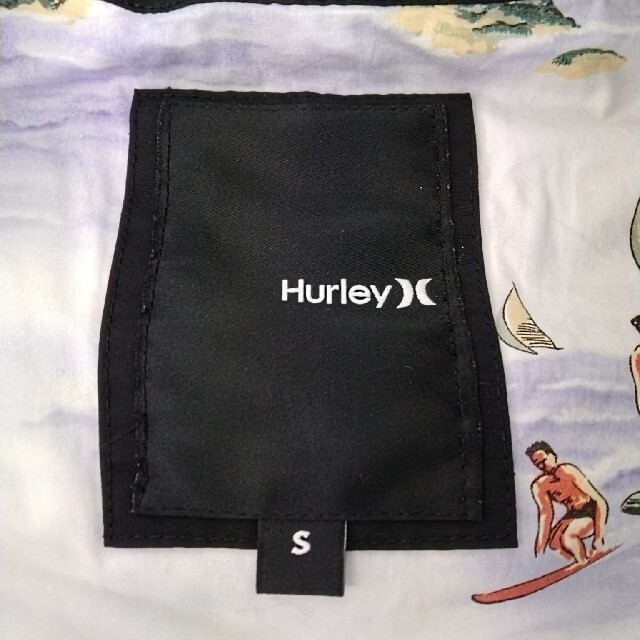 Hurley(ハーレー)のHurley　ベスト　レディース　Sサイズ レディースのトップス(ベスト/ジレ)の商品写真