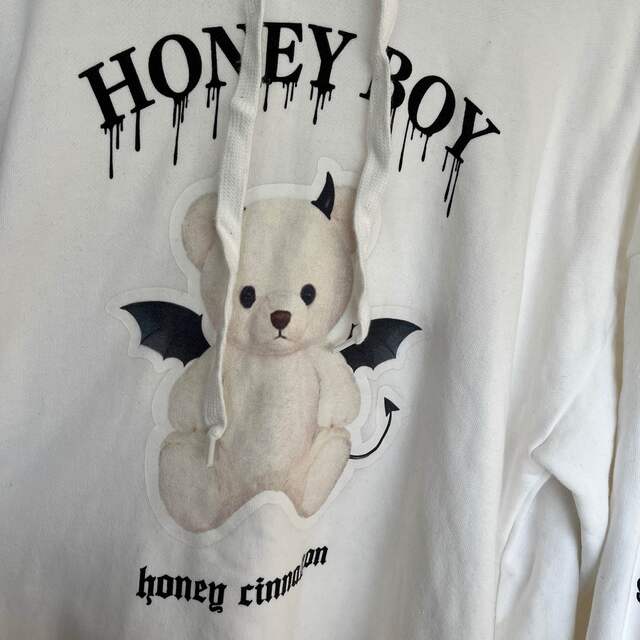 Honey Cinnamon(ハニーシナモン)のHoney Cinnamon ハニーシナモン　悪魔　DEVILシナモンパーカー レディースのトップス(パーカー)の商品写真