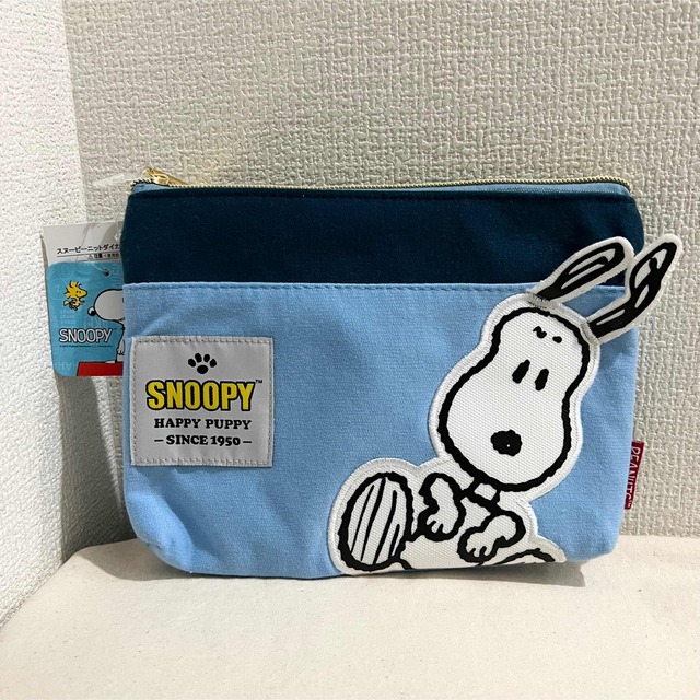 SNOOPY(スヌーピー)の新品未使用 SNOOPY ポーチ レディースのファッション小物(ポーチ)の商品写真