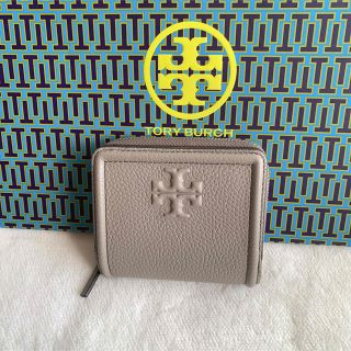 トリーバーチ(Tory Burch)の新品♪美品♪トリーバーチ　折りたたみ財布　コンパクトウォレット　グレー(財布)